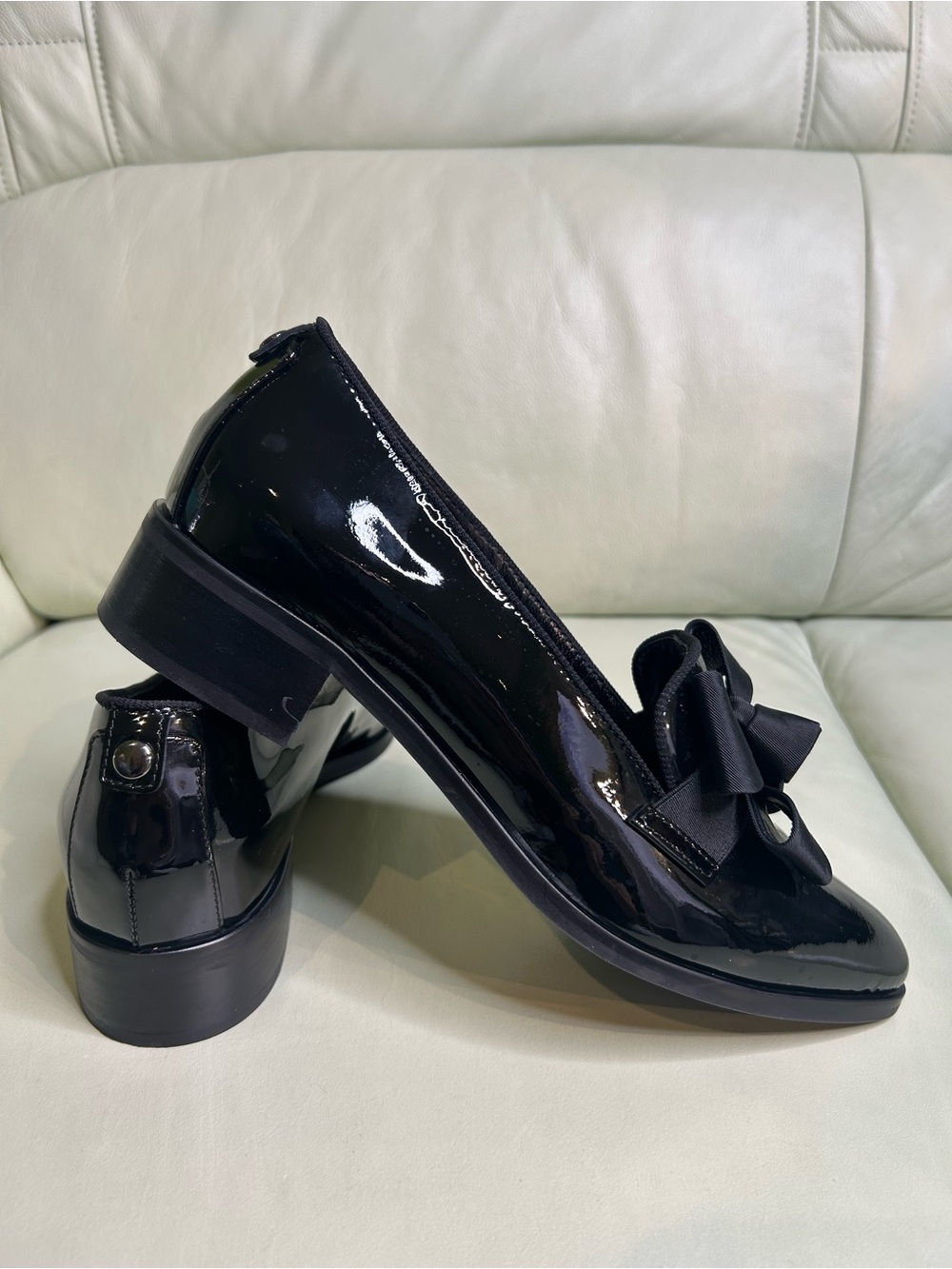 Browns couture Black Patent Bow Block Heel Loafers - Picture 4 of 7
